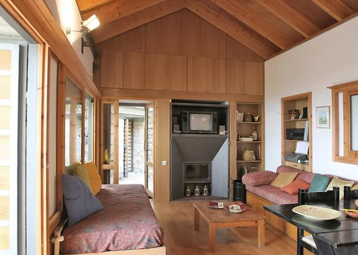Pelion Belvedere - The Modern Cottage